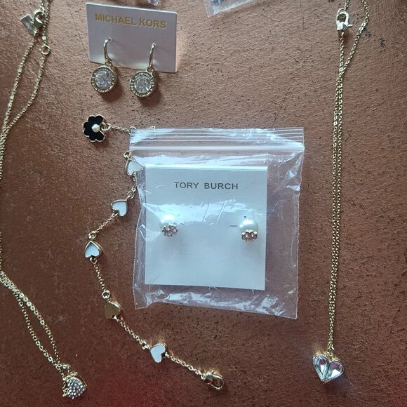 Tory burch Kira pearl studs - new and other earrings - Picture 4 of 4